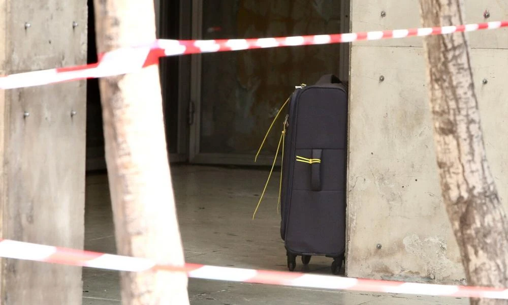 Συναγερμός στο κέντρο της Αθήνας: Ύποπτη βαλίτσα στη συμβολή Καραγιώργη Σερβίας και Βουλής